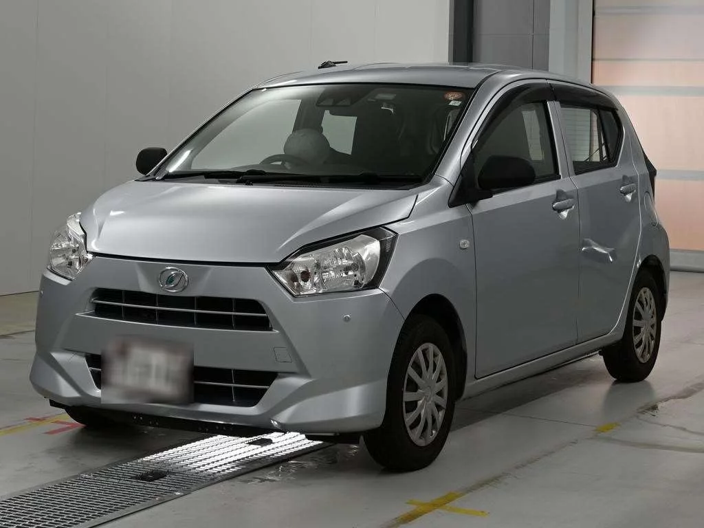 Daihatsu Mira e:S LA350S 2021